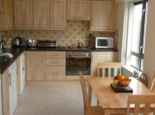Kitchen / Dining Area